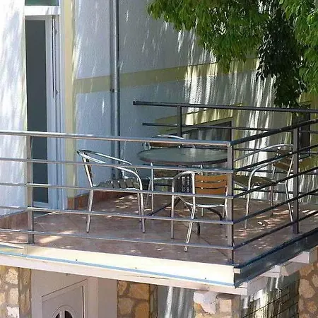 Duje Apartament